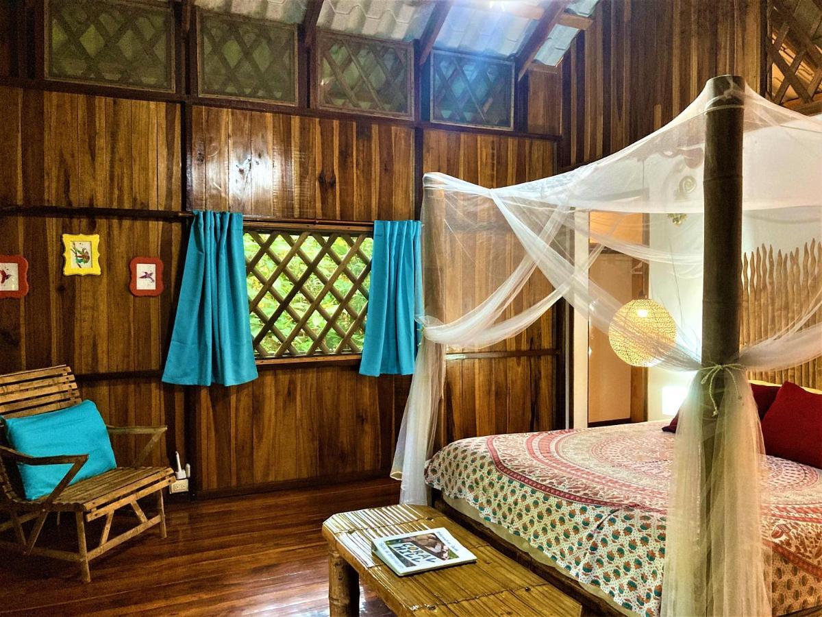 Coral Hill Bungalows Cahuita Kültér fotó