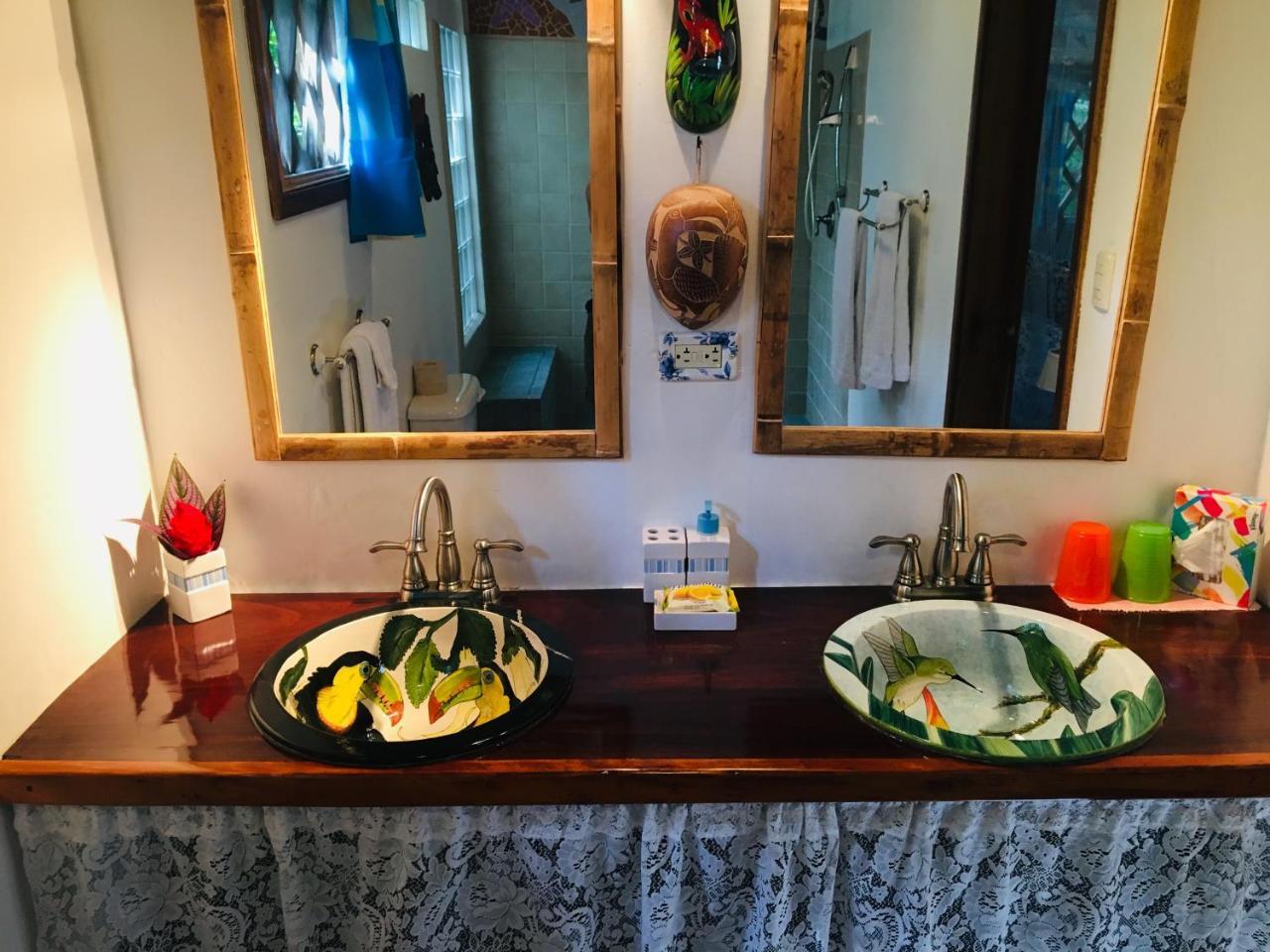 Coral Hill Bungalows Cahuita Kültér fotó