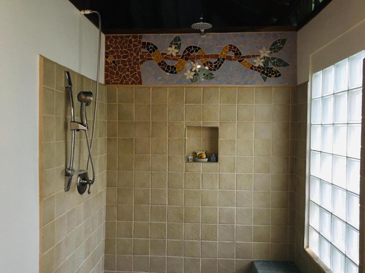 Coral Hill Bungalows Cahuita Kültér fotó
