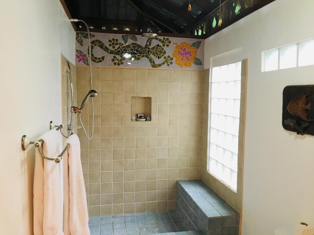 Coral Hill Bungalows Cahuita Kültér fotó